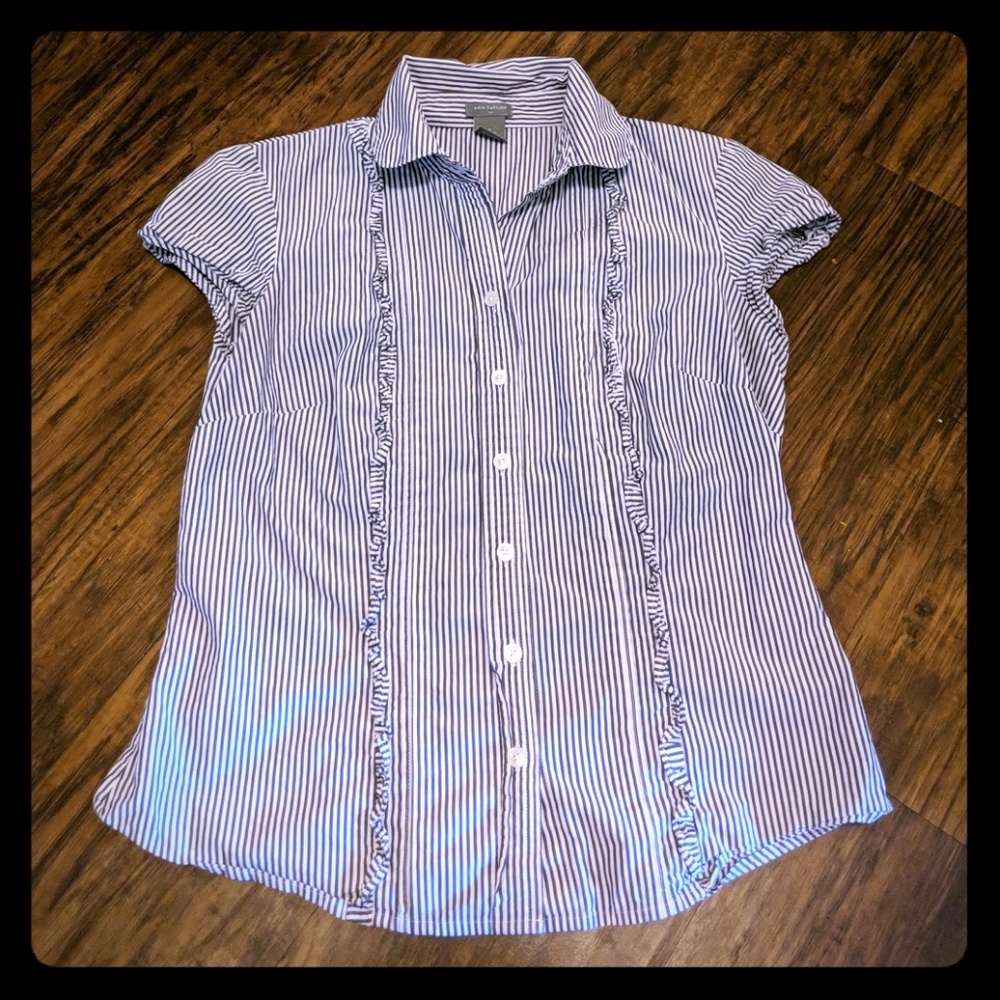 Fitted striped Ann Taylor button-down